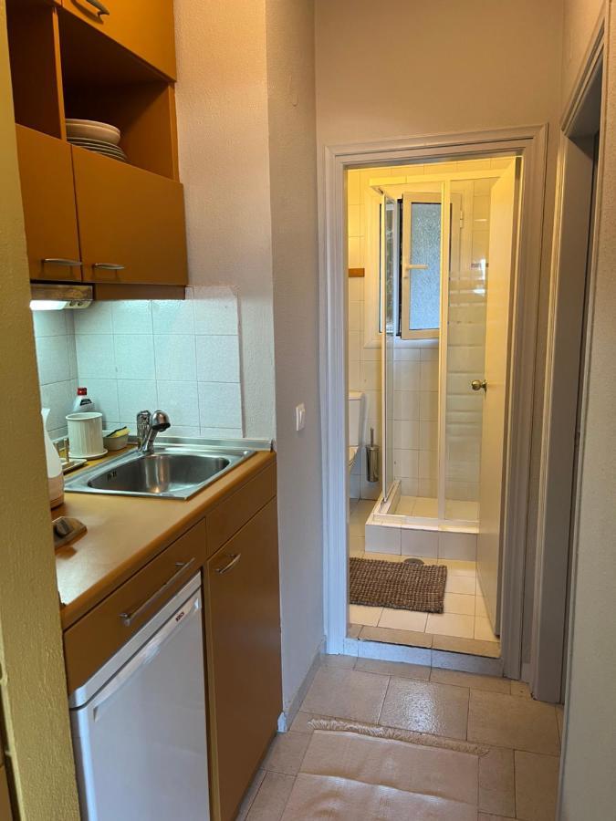 Costal Apartment Glyfada  Bagian luar foto