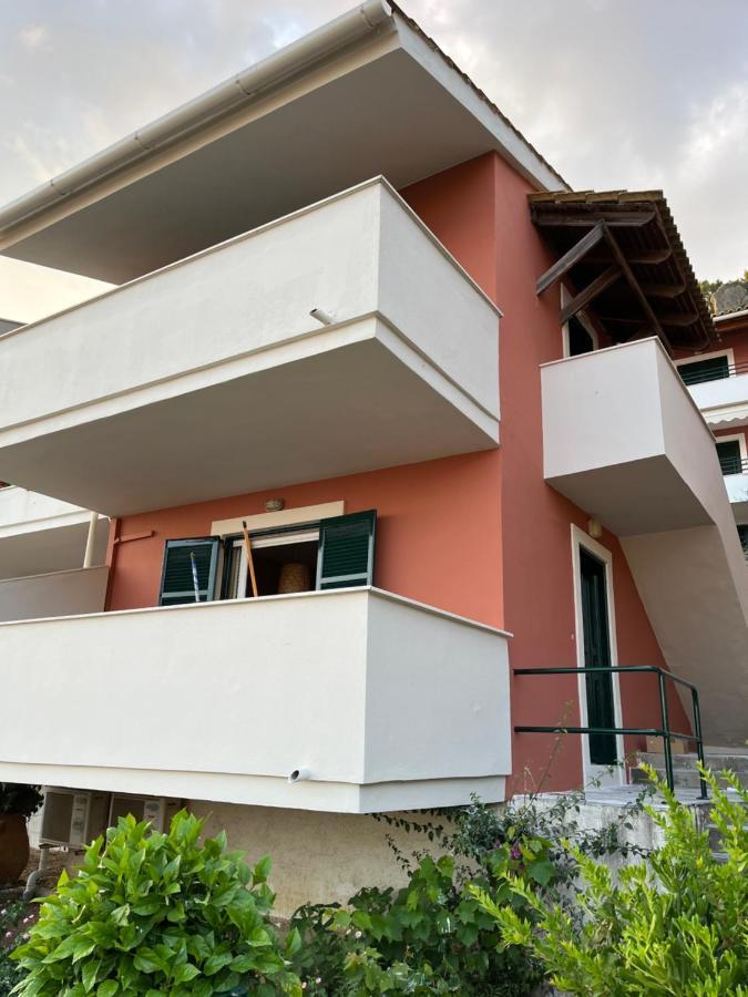 Costal Apartment Glyfada  Bagian luar foto