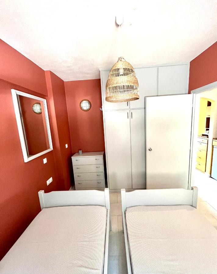 Costal Apartment Glyfada  Bagian luar foto